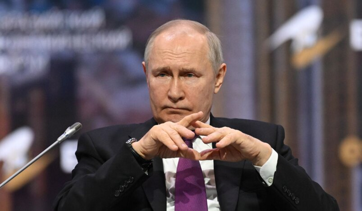 Путін готується до великої війни