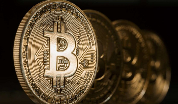 Графік обвалу курсу Bitcoin на 25%