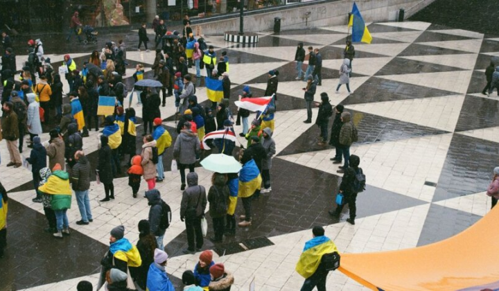 Выплата денег мигрантам в Европе
