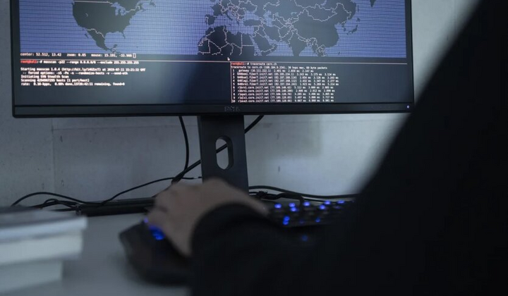 Гур знищив сервери ключової компанії армії