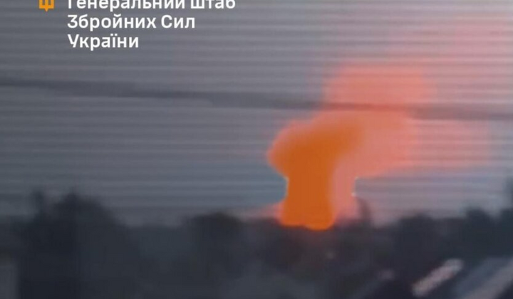 Ракетні удари по російських складах