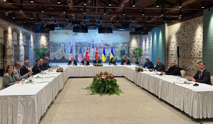 Зеленський застерігає Росію від фальшивих перемовин