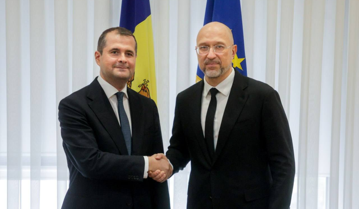 Підпис: Угода між Києвом і Кишиневом