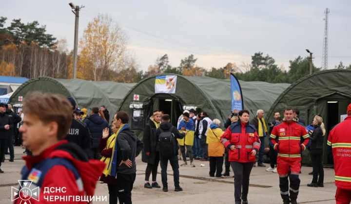 Emergency Responders Provide Shelter, Food, and Mental Health Support to Evacuees from Oleshky in Chernihiv Region