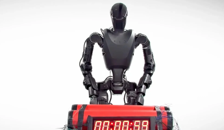 Phantom humanoid robots protect the southern border of the USA