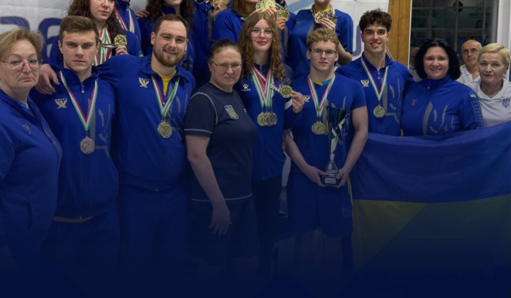 Ukrainian swimmers with medals at World Cup
