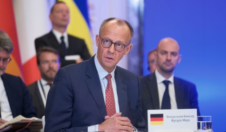 Ангела Меркель з прес-конференції у Німеччині