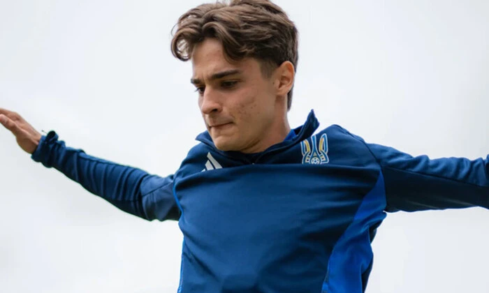Фото Пліша з підписом збірної U-19