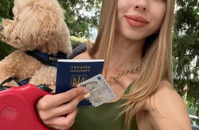 Украинцы регистрируют паспорта со своими собаками