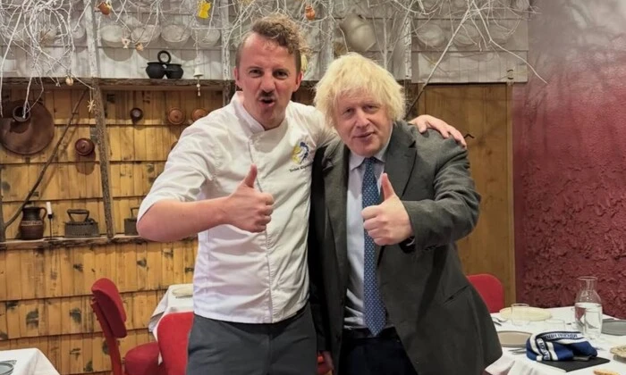 Boris Johnson tasting Ukrainian borscht in Kyiv