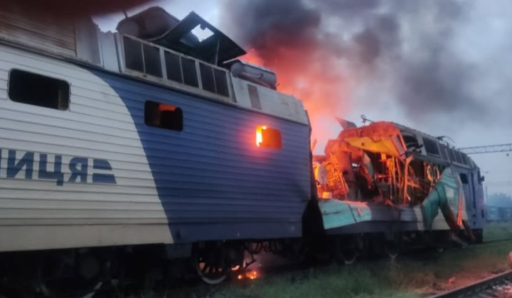 Пошкоджені два локомотиви на залізниці
