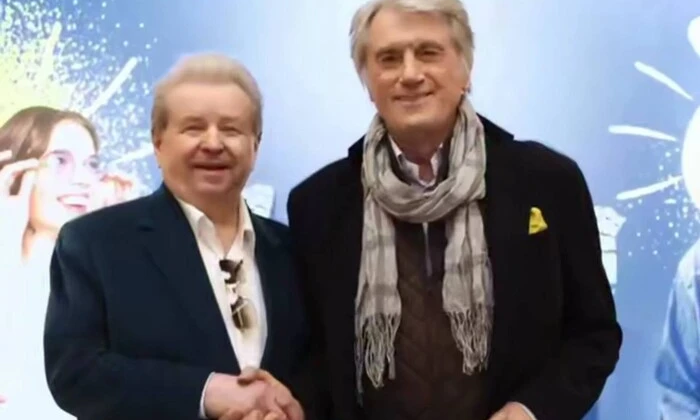 Ющенко відвідав університет після обшуків у Поплавського