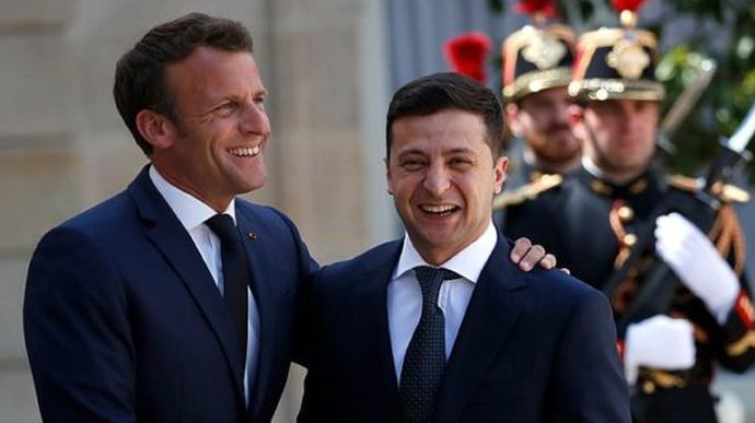 Президент Франції прибуде до України