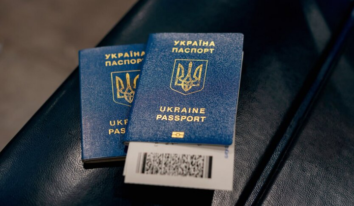 Паспорта для украинских мужчин за границей