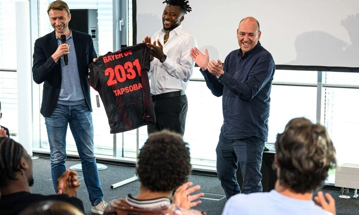 Bayer Leverkusen extends contract with Tah