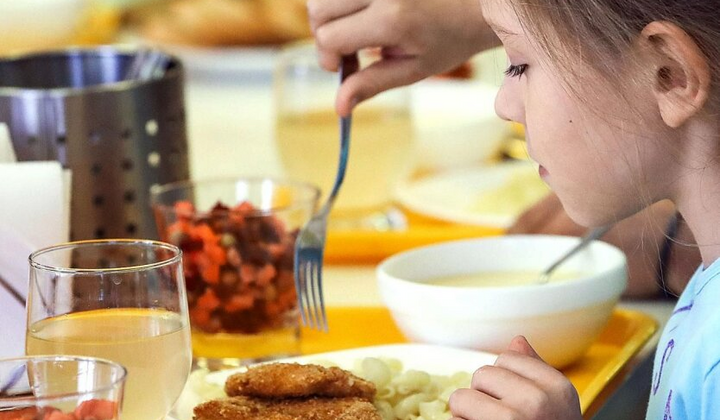 Дети получают вкусное и здоровое питание