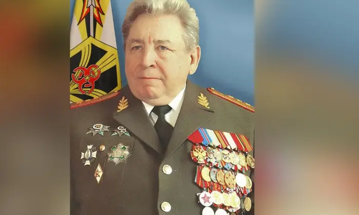 Экс-командующего войск химзащиты СССР