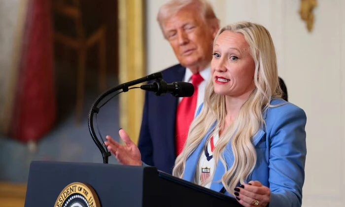Bobsledder presents Trump with Ikkos Order
