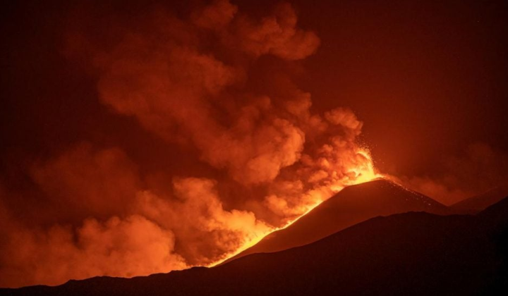 American tourist killed while climbing Etna