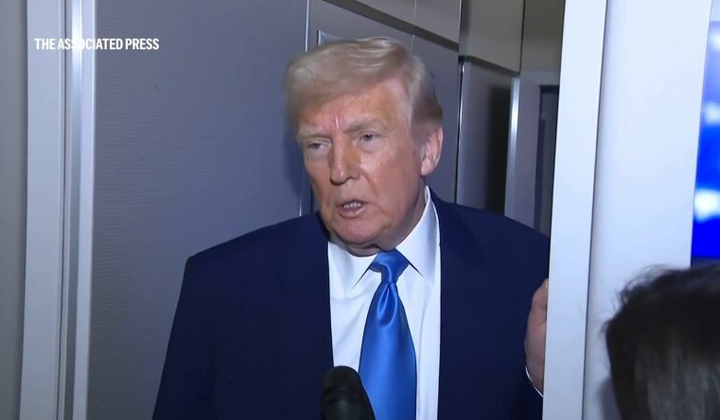 Потрібні ліки: Трамп розмовляє про впадіння ринків на фоні митних тарифів