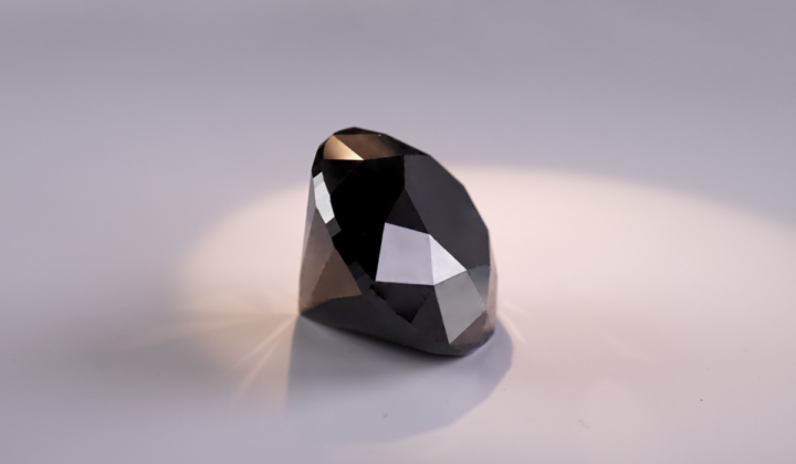 Криптовалюта: космічний чорний діамант