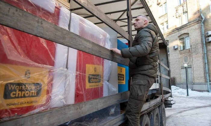 Польские генераторы для спасения Киева от холода