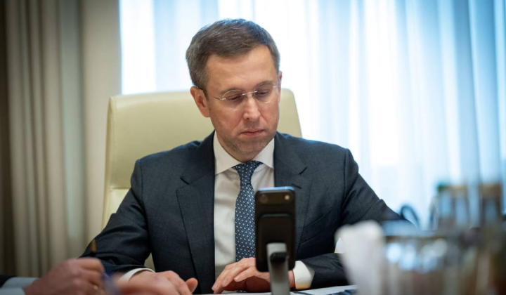 Guaranteed Defense Funding for Ukraine with €4 Billion in International Aid Expected This November