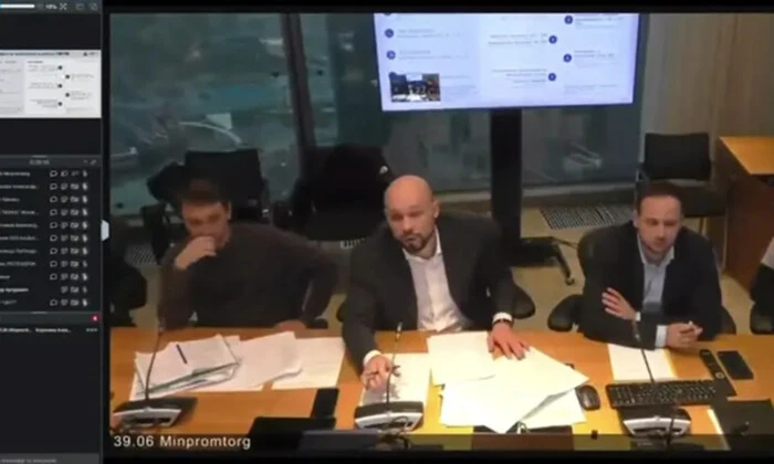 Ukrainian prankster at Minpromtorg meeting in Russia