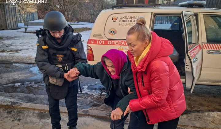 Евакуація на Сумщині: ДСНС вивезли трьох людей