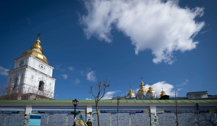 Zelensky called to honor the memory of every fallen hero