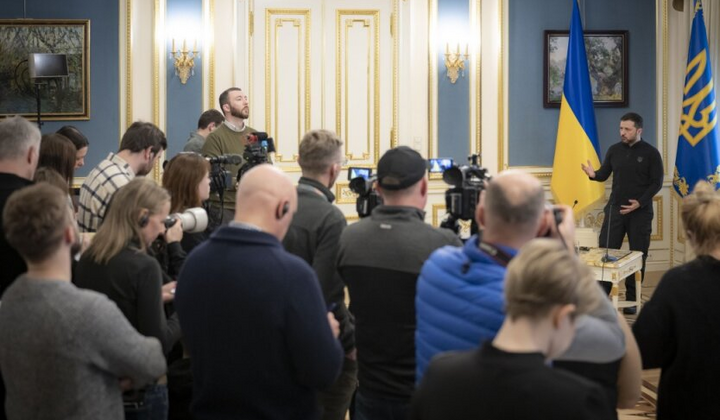 Зеленский передаст Келлогу детальную информацию о Украине