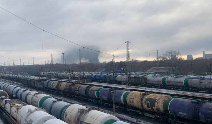 Безпілотники атакували російські НПЗ