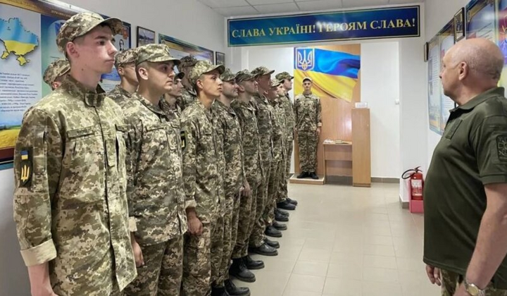 Військове забезпечення для контрактників 18-24 років