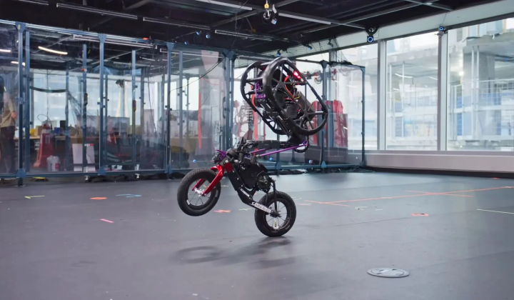 UMV robot on a bicycle at 28.8 km/h