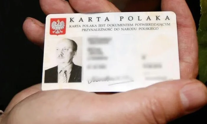 Poland restricts the issuance of the Polish Card