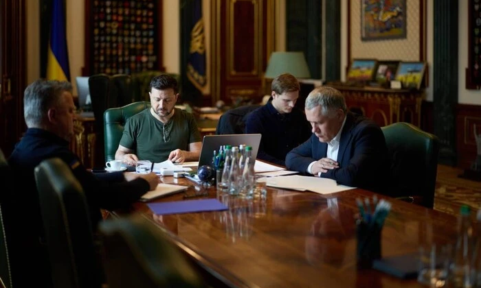 Зеленський обговорює з фон дер Ляєн зміцнення ППО та шлях до ЄС