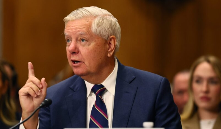 US Senate approves hellish sanctions with American flag in the background