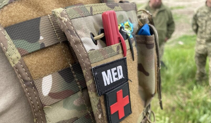 Медикам підвищили доплату в зоні бойових дій