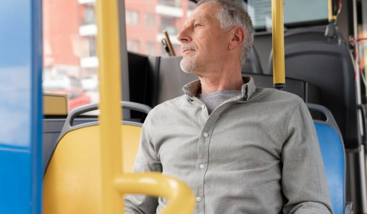 Пенсія без стажу: умови виплат