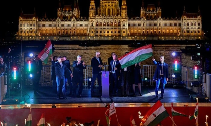 Президент Петер Мадяр объявляет возвращение страны в Европу