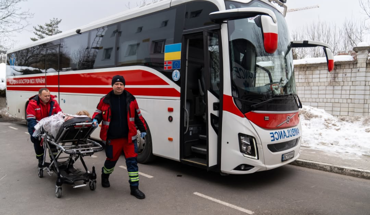 Кількість пацієнтів, які отримали лікування за кордоном