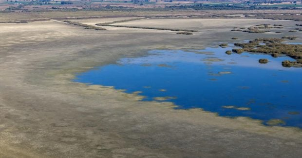 Озеро Коронея в Греції застуділося та скоротилося