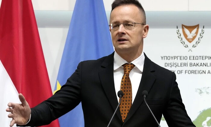 Министр Венгрии информирует Лаврова
