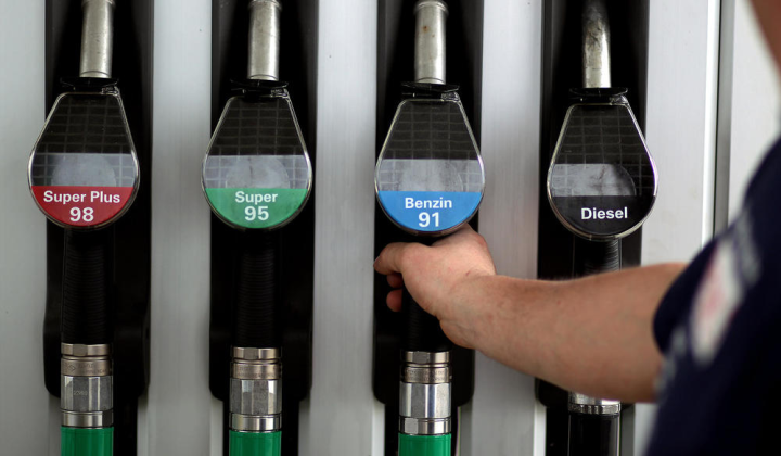 Зниження цін на пальне в Україні