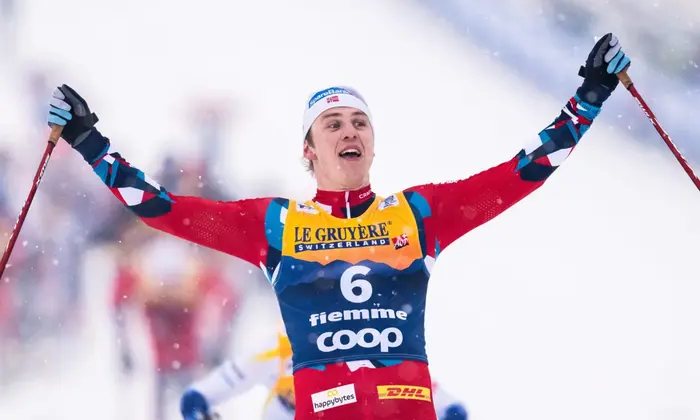 Лыжник-олимпийский чемпион Вальнес в футбольном формате