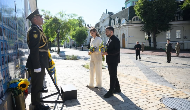 Commemoration of Heroes at the Wall of Remembrance