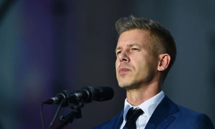 Відмова Угорщини від захисту українців