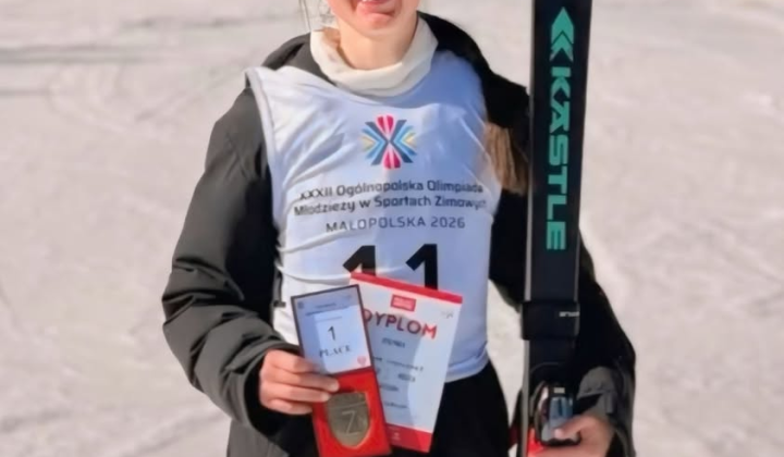 Украинская горнолыжница побеждает на чемпионате