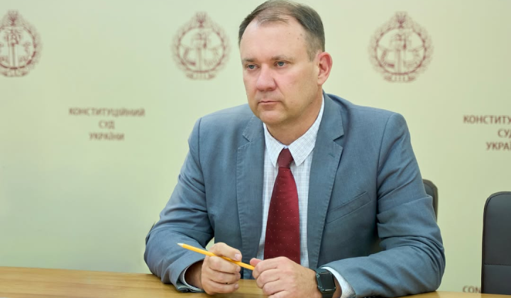 Constitutionality of pension insurance law decision by CCU