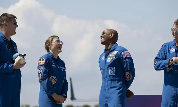 First manned mission to the Moon